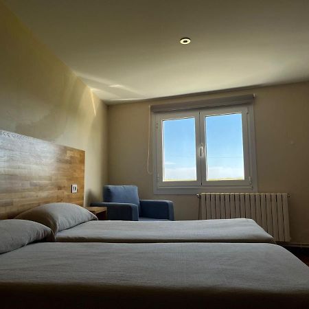 Hostal Balieiros Корубедо Екстериор снимка